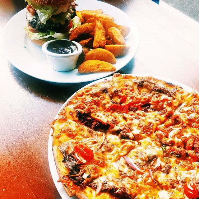 Kangaroo and Emu Pizza